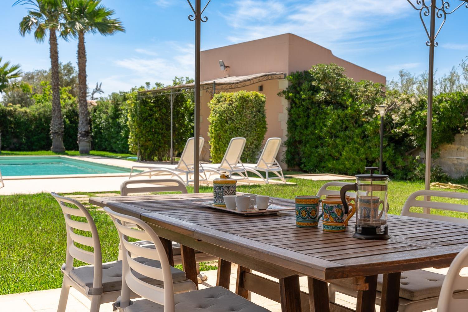 Villa Bouganville Con Piscina By Wonderful Italy Сиракуза Екстериор снимка